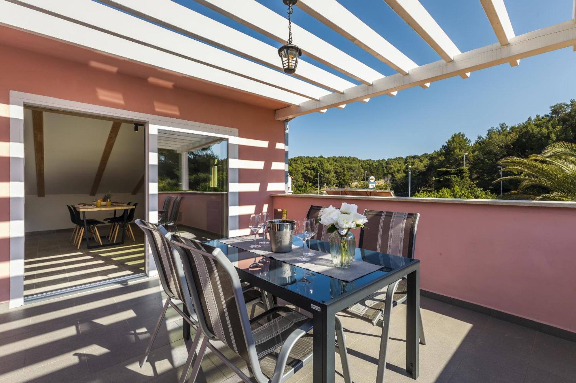 Apartments Laura Mali Losinj Ngoại thất bức ảnh
